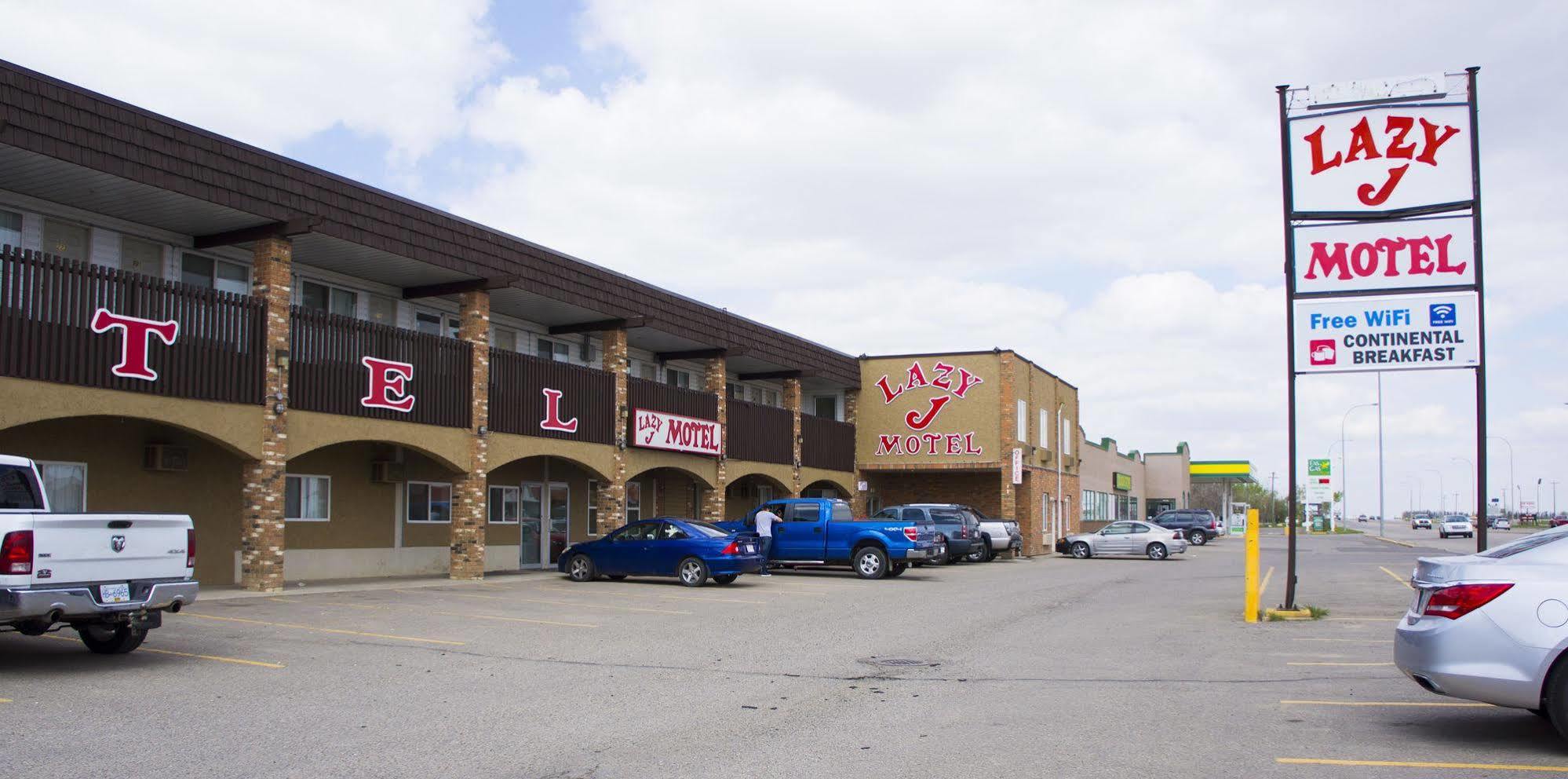 Lazy J Motel Claresholm Exterior photo